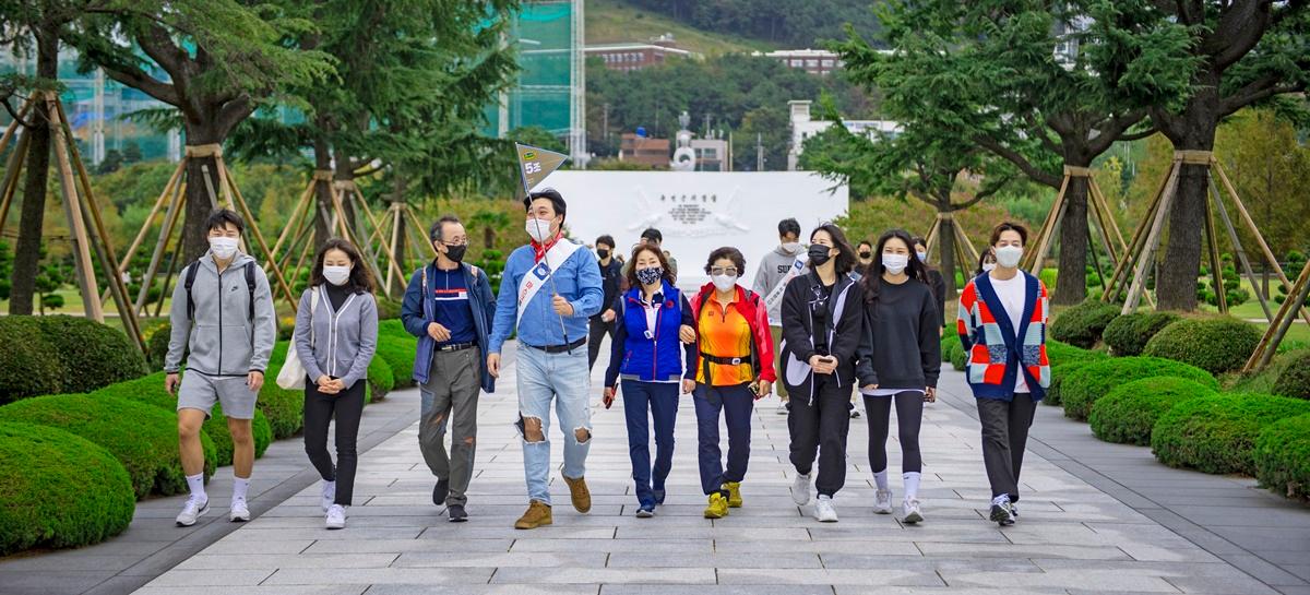 허경환과 함께 걷는 평화로(한)