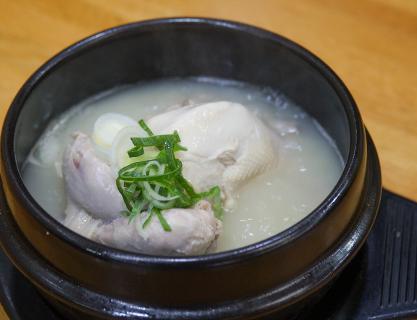 南浦參雞湯 (남포삼계탕)