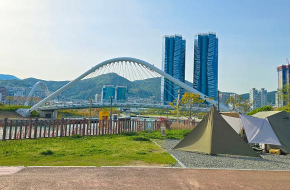 海が見える釜山港ヒーリングキャンプ場: おすすめの旅 : 体験 : 体験: 부산시 공식 관광 포털 비짓부산 visit busan