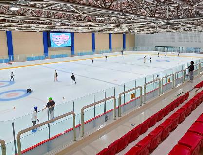 Feel cool and more! Busan Indoor Ice Rink, a great place for summer vacation in Busan!